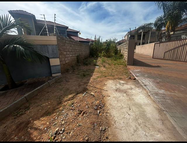 496M² VACANT LAND FOR SALE IN SERALA VIEW